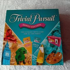 Trivial pursuit family edition
