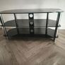 Glass TV stand Image 3