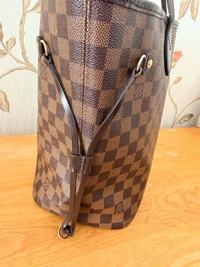Louis Vuitton Neverfull Damier Ebene MM