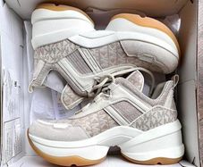 Michael Kors MK Monogram Chunky Trainers Cream EU 39 UK 6