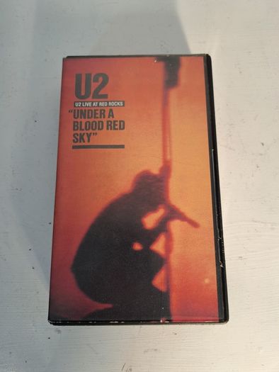 3 80's VHS Tapes