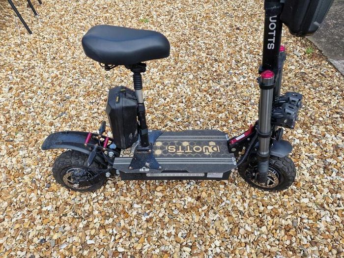 Duotts D88 Electric Scooter - Dual Motor 5600W