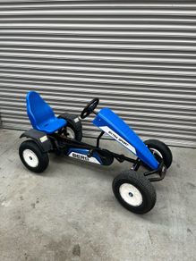 X4 AVAILABLE Pedal berg go kart