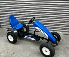 X4 AVAILABLE Pedal berg go kart