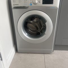 9Kg indesit Washing machine
