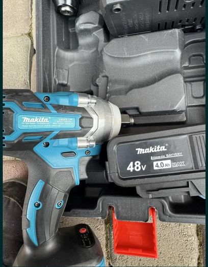 Set of Makita 4-in-1 cordless power tools