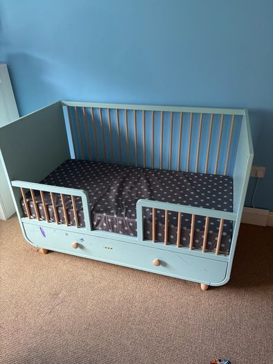 cot / toddler bed