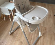 babys high chair