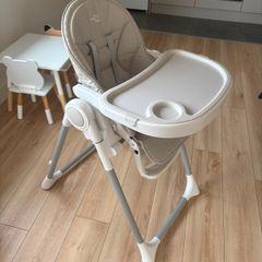 babys high chair