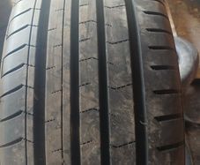 selling tyres