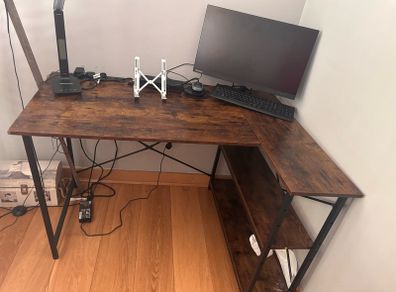 corner desk