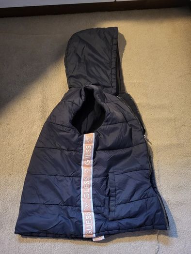 Guess Sleeveless Pre-owned Waistcoat - black (12 years old)