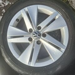 16" Genuine Vw Alloys with tyres