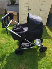 Mountain Buggy Duet Twin Pushchair Carrycot Plus Rain Cover in Excellent Condition