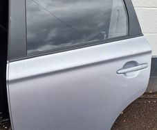 Mitsubishi Outlander parts