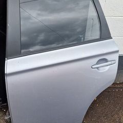 Mitsubishi Outlander parts