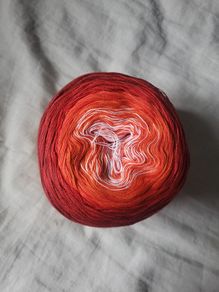 Hobbii Sultan Cotton cake yarn 200g NEW gradient