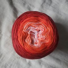 Hobbii Sultan Cotton cake yarn 200g NEW gradient