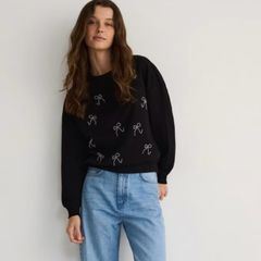 Reserved Bow Sweatshirt - Size L
