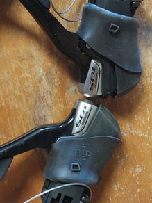 Shimano 105 cable shifters