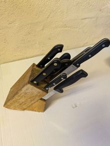 knives