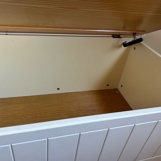 Blanket box
