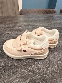 children's runners size 5.5uk