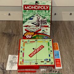 Hasbro Gaming Monopoly Grab & Go Travel Board Game