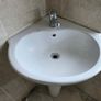 Corner bathroom sink Image 2