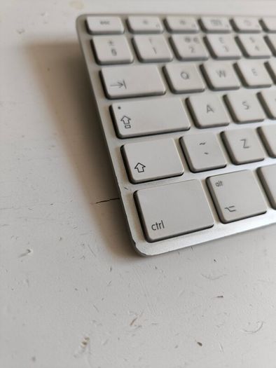 Apple Wired Keyboard