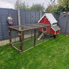 Chicken Coop/Hen house with run. Irish made