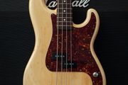 Squier JV Precision Bass Medium Scale 1982-1984 - Olympic White