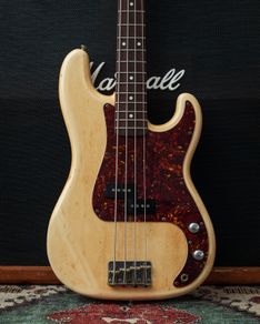 Squier JV Precision Bass Medium Scale 1982-1984 - Olympic White