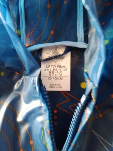 Disney hooded raincoat age 3 years