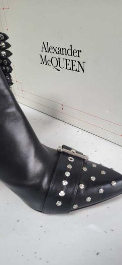 Alexander McQueen Black Studded Wing Ankle Boots Sz 40 (Fit 7UK)  - Rrp 795 (New)
