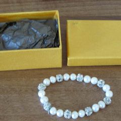 Ideal gift, ladies costume faux beige pearl and crystal diamante bracelet