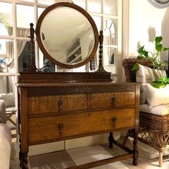 Antique oak vanity table