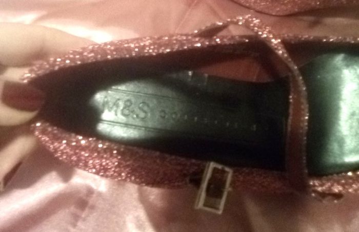 Women's shoes