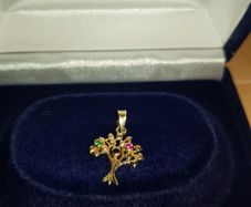 14 ct gold pendant