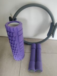Fitness Equipment, 2 x 1.5kg Dumbbells, Massage Roller, Leg Resistance Band