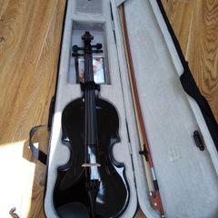 Full Size Black Violin Ready to Play