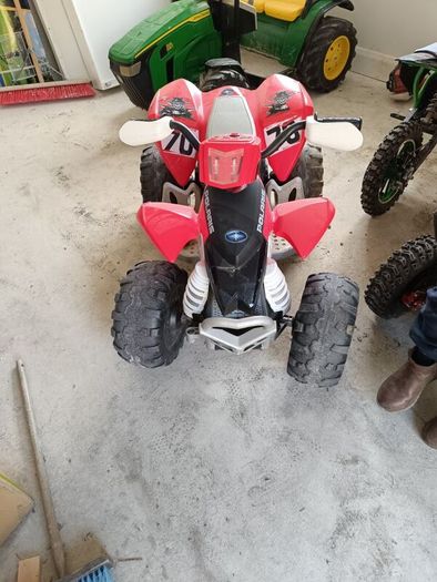 Peg perego outlaw quad 330w