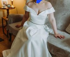 Wedding dress