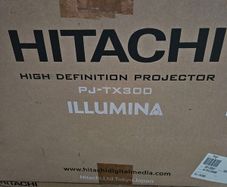 Projector Hitachi High Definition Projector  Pj-tx3oo  Illumina
