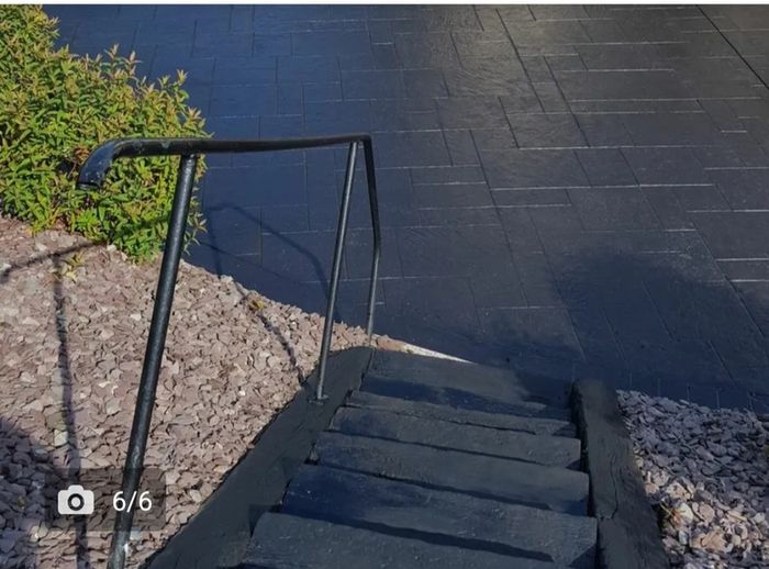 driveway sealer