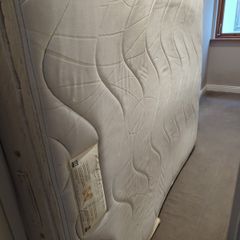 Sealy King Size Mattress (Memory Opulence)