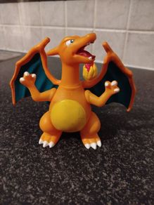 Pokemon Charizard 1998 Tomy Action Figure