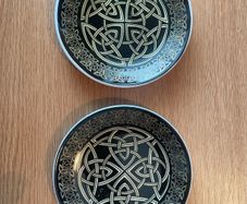 Celtic Knot Plates Set of 2 Elgate