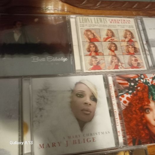 Premium 15x Christmas & Winter CD Job Lot (Sia, Mariah Carey, Kate Bush, Annie Lennox)
