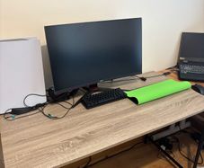 Desk good as new